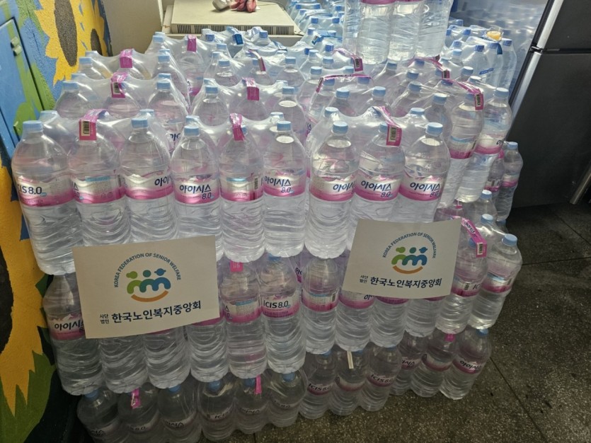 한국노인복지중앙회, 강릉 가뭄 피해 생수 긴급 지원