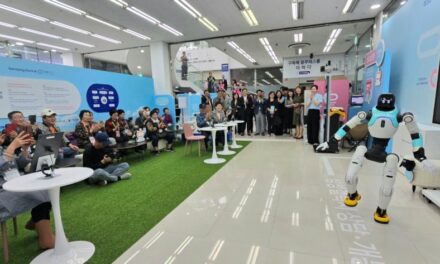 ‘삼성 시니어 디지털 아카데미’ 부산 팝업 체험센터 개소